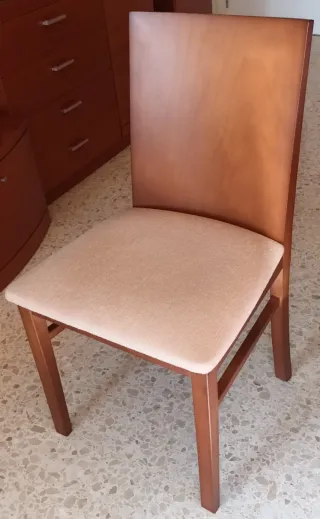 Mesa de comedor moderna y Sillas