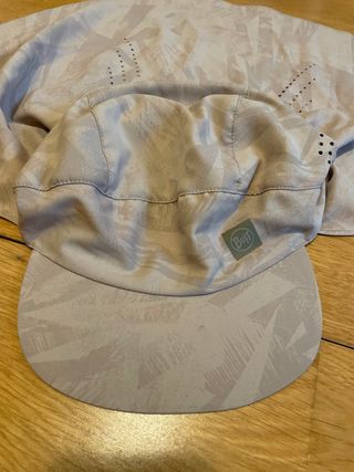 Gorra Sahariana Beige y Blanca