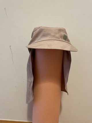 Gorra Sahariana Beige y Blanca