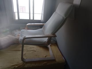 Sillón POÄNG IKEA madera abedul funda beige