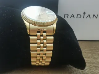 Reloj Radiant Dorado Unisex.