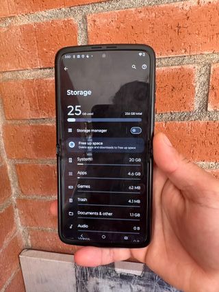 Motorola RAZR 2022 Negro