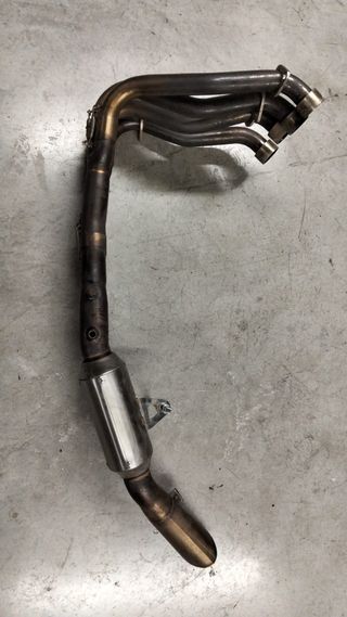 ESCAPE SUZUKI GSX-S 1000 DOMINATOR