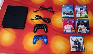 Consola PS4 con cables + 2 Mandos + 5 Juegos