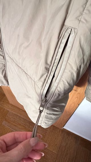 Abrigo acolchado Zara beige