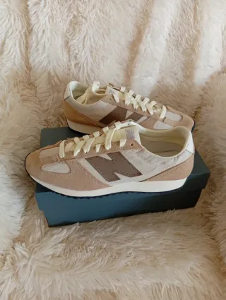 Zapatillas New Balance Talla 42 Beige/Marrón