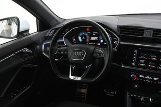 Audi Q3 Sportback 35 tdi Black Line Stronic