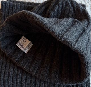 Conjunto Escales París: Bufanda y Gorro Gris