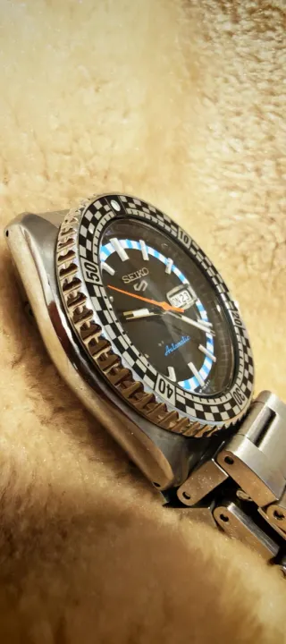 Reloj Seiko Edición Especial Automático