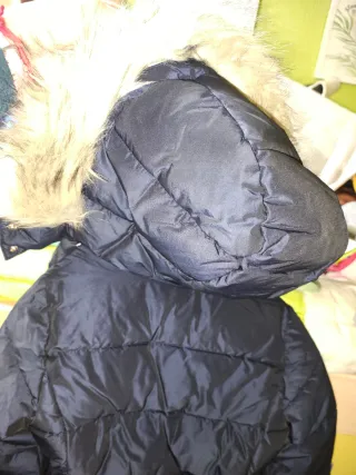 Chaquetón niña con pelo y gorro,azul marino