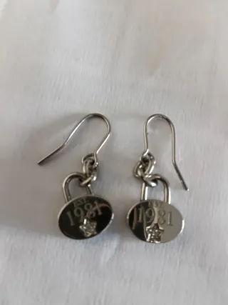 Pendientes Guess con brillante