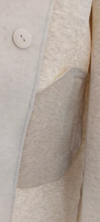 Abrigo Zara Beige con Capucha y Cinturón