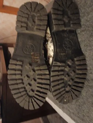 Stivaletti Guess Pitone Beige/Nero