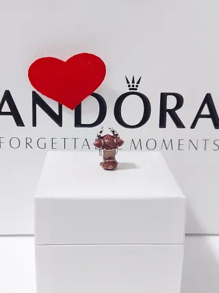 Charm Pandora Toro