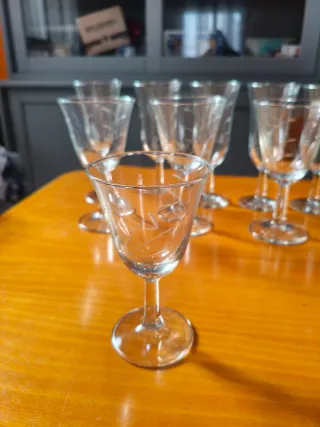 Juego 10 copas licor, cristal tallado