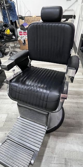 Vendo mobiliario de peluquería semi nuevo