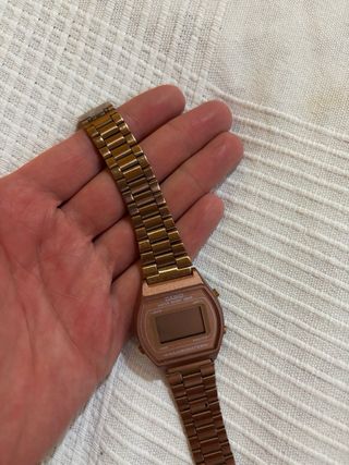 Reloj Casio Iluminator Oro Rosa