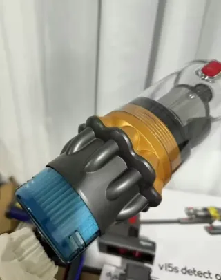 Aspiradora Dyson V15s Detect Absolute