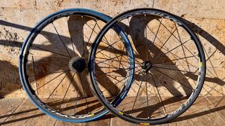 Canyon Aeroad CF SLX –Di2 – Mavic Full Carbon