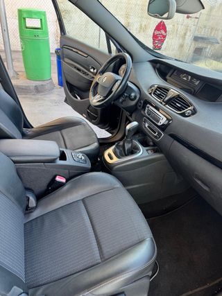 Renault Grand Scenic 2014