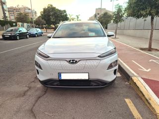 Hyundai Kona Electrico Tecno 64KW 204cv 73.000km