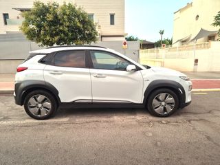 Hyundai Kona Electrico Tecno 64KW 204cv 73.000km