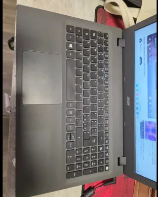 Acer Laptop i7 SSD 256GB 16GB RAM Win 11