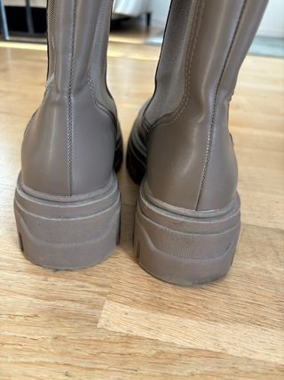 Botines chunky grises