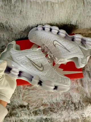 Nike Shox TL Talla 42 Blancas Nuevas