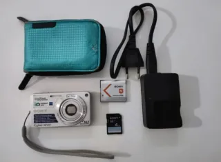 Cámara Digital Sony Cyber-shot 14.1 MP