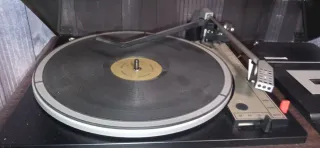 Tocadiscos INGRA Radio Cassette