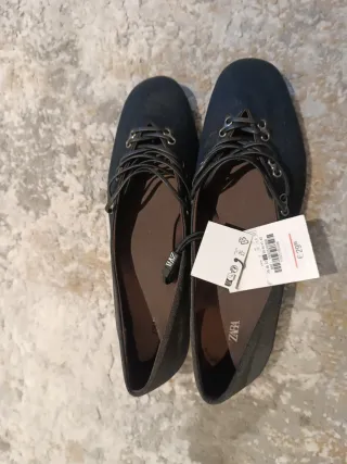 Zapatos ZARA negros/grises con cordones
