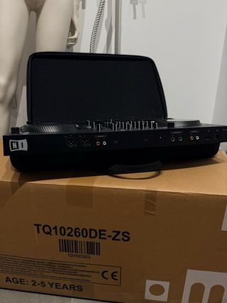 Controlador DJ Traktor S3