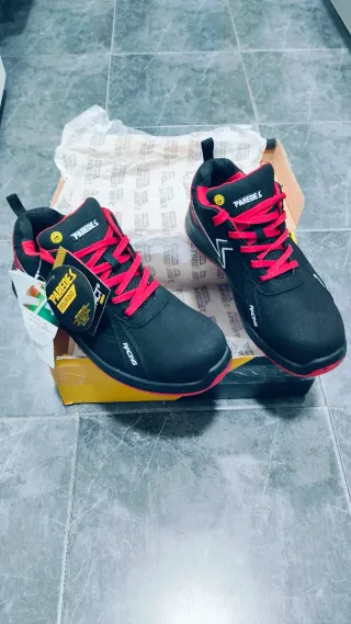Zapatillas de seguridad Paredes Alonso S3