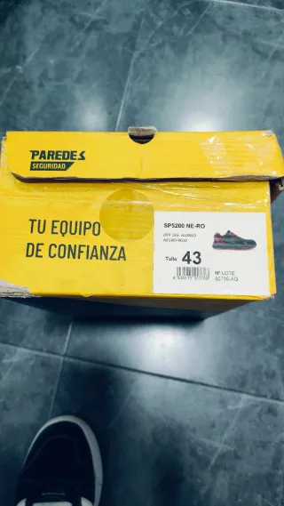Zapatillas de seguridad Paredes Alonso S3