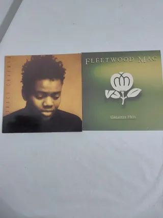 2 Vinilos Música Pop: Fleetwood Mac y Tracy Chapma