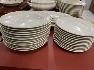 Vajilla San Claudio Porcelana Dorada