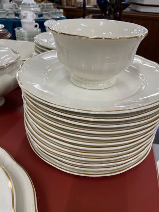 Vajilla San Claudio Porcelana Dorada