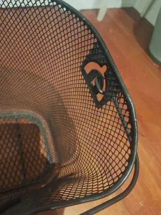 Cesta de bicicleta de malla negra