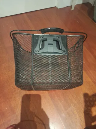 Cesta de bicicleta de malla negra