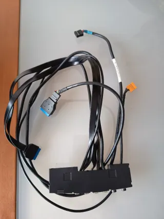 Conjunto Entradas/Saídas Frontal PC