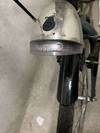 Bicicleta de paseo gris