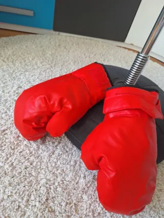 Pera de Boxeo Infantil Roja y Negra