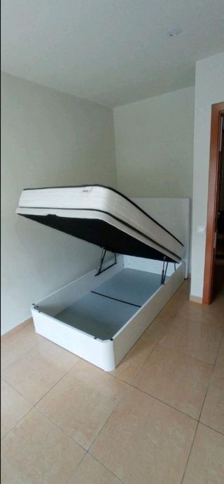 Base de cama de madera