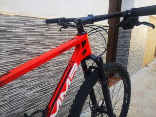 Bicicleta MMR de carbono