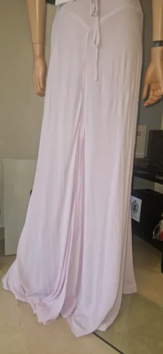 Vestido Godets de Victoria Beckham color malva .