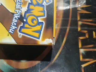 Pokémon Edición Especial Pikachu GB [Sin Juego]
