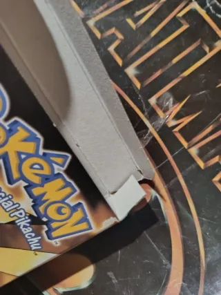Pokémon Edición Especial Pikachu GB [Sin Juego]