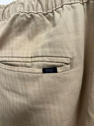Pantalón cargo Pull&Bear beige Talla L