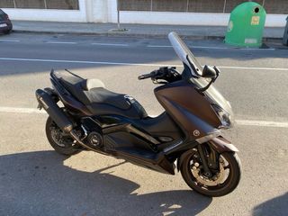 Yamaha TMAX 530